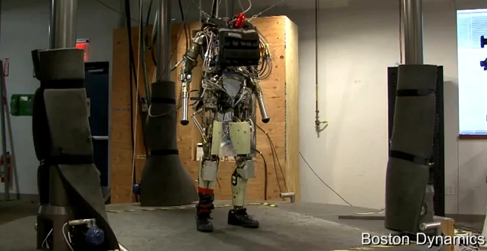 A fost dezvăluit PETMAN, robotul antropomorf folosit de armata SUA! (VIDEO)