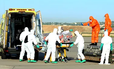 Situaţie de criză: Organizaţia Mondială a Sănătăţii aprobă folosirea tratamentelor neomologate în epidemia de Ebola