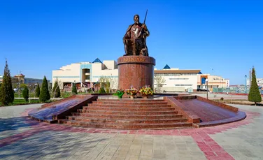 Savitsky, muzeul ascuns care l-a păcălit pe Stalin. Cum a salvat un sovietic 90.000 de opere de artă