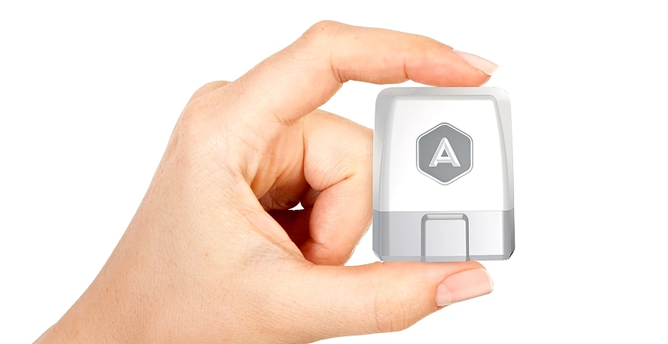 A fost dezvăluit gadgetul minuscul care va transforma viaţa şoferilor (VIDEO)