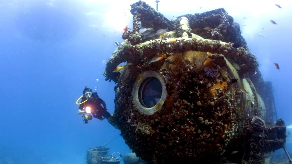 Misiune fără precedent: de ce vor sta aceşti „acvanauţi” 31 de zile sub apă? (VIDEO)