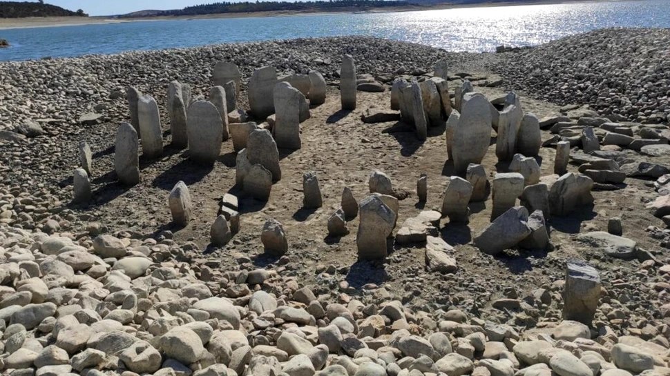 Stonehenge-ul Spaniei, scos la suprafață de secetă