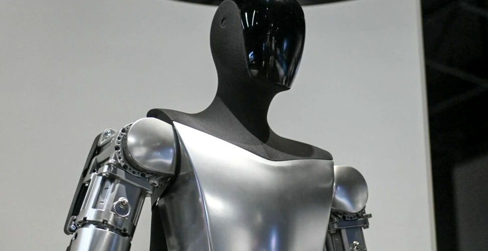 TeslaBot, robotul umanoid de la Tesla, face yoga și arată cât de mult a progresat