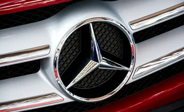 Mercedes recheamă în service aproape 1 milion de mașini