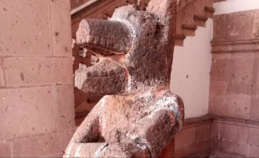 Statueta Omul-coiot din Tacámbaro a fost recuperată de arheologii de la INAH