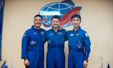 Trei astronauţi au revenit cu bine pe Terra, după o misiune de aproape cinci luni la bordul Staţiei Spaţiale Internaţionale