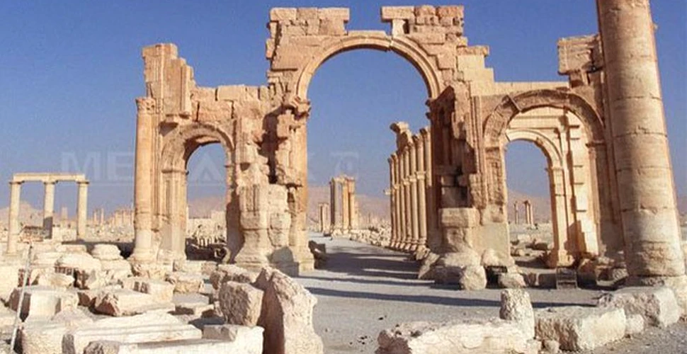 Gruparea Stat Islamic a distrus Arcul de Triumf din Palmira, cunoscut sub numele de „Mireasa deşertului” şi vechi de 2.000 de ani – VIDEO