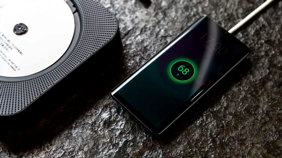 Meizu Zero: primul smartphone fără butoane, fără port USB, fără difuzoare şi fără cartelă SIM. Ce are în schimb acesta