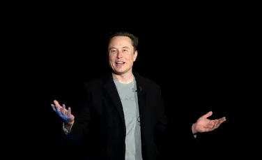 Elon Musk s-a răzgândit, din nou, în privința cumpărării platformei Twitter