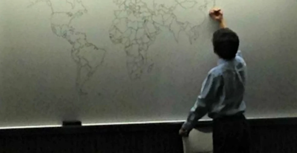 Un băiat care suferă de autism a desenat, din memorie, harta lumii