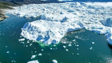 Ce a descoperit o echipă de cercetători în structura termică de sub Groenlanda?