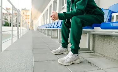 Cum alegi pantofii potriviți pentru un hanorac? Ghid practic pentru bărbați (P)