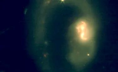 Fără precedent: Ce a găsit Telescopul Spațial James Webb într-una dintre cele mai strălucitoare galaxii cunoscute?