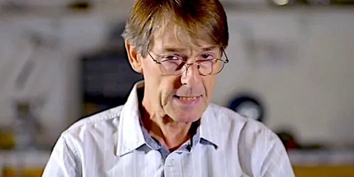 Cum a ajuns un fost vicepreședinte al Pfizer eroul neașteptat al adepților anti-vaccinare – analiză Reuters