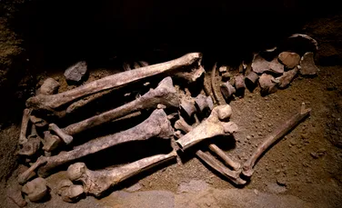 Arheologii au descoperit o groapă comună preistorică, plină cu schelete decapitate