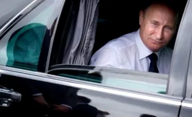 Fosta limuzină blindată a lui Putin, scoasă la licitaţie. Suma fabuloasă cu care s-ar putea vinde
