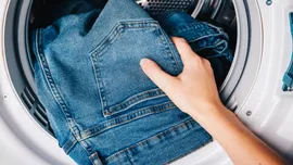 Test de cultură generală. Cât de des ar trebui spălați blugii?