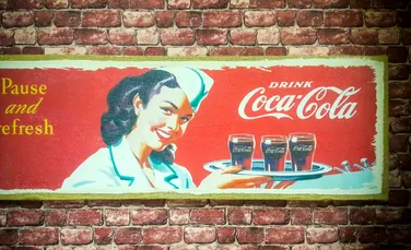 Astăzi se împlinesc 139 de ani de când lumea a făcut cunoștință cu băutura Coca-Cola