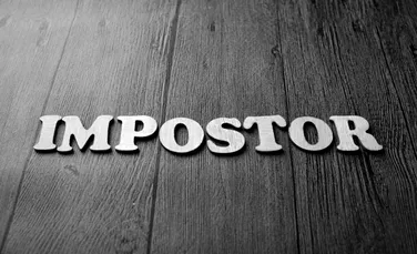 Sindromul impostorului sau când succesul nu e suficient pentru a te simți competent