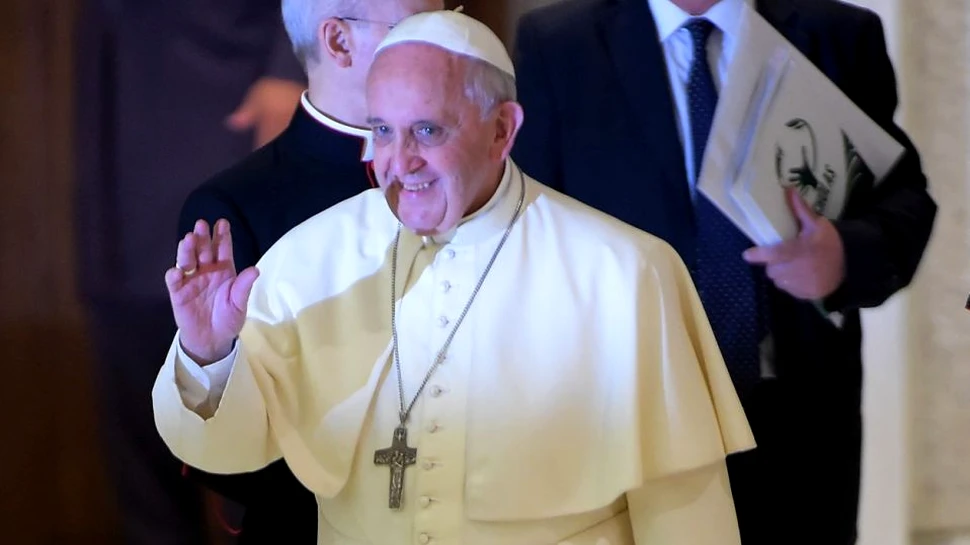 Plecat într-o nouă vizită, Papa Francisc va mesteca frunze de coca. „A cerut în mod expres”