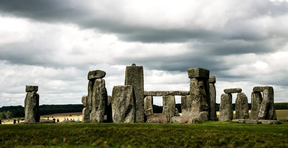 Primele mari festivaluri au avut loc în jurul monumentului Stonehenge