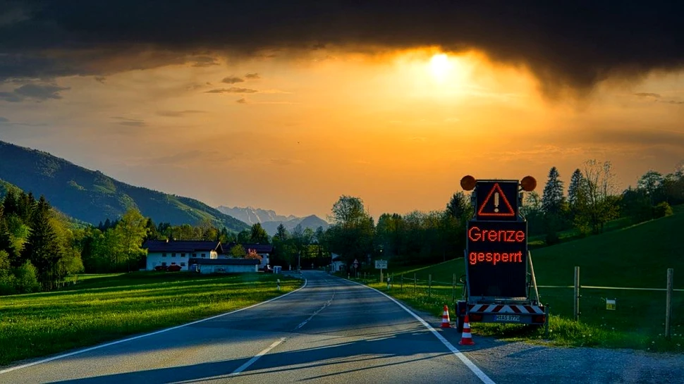 Noi restricții pentru românii care ajung în Austria. Ce se întâmplă dacă nu prezintă rezultat negativ la testul de COVID-19