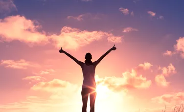 Cum să fii un om mai bun? Mic ghid de bunăvoință pentru vremuri iritate și agitate