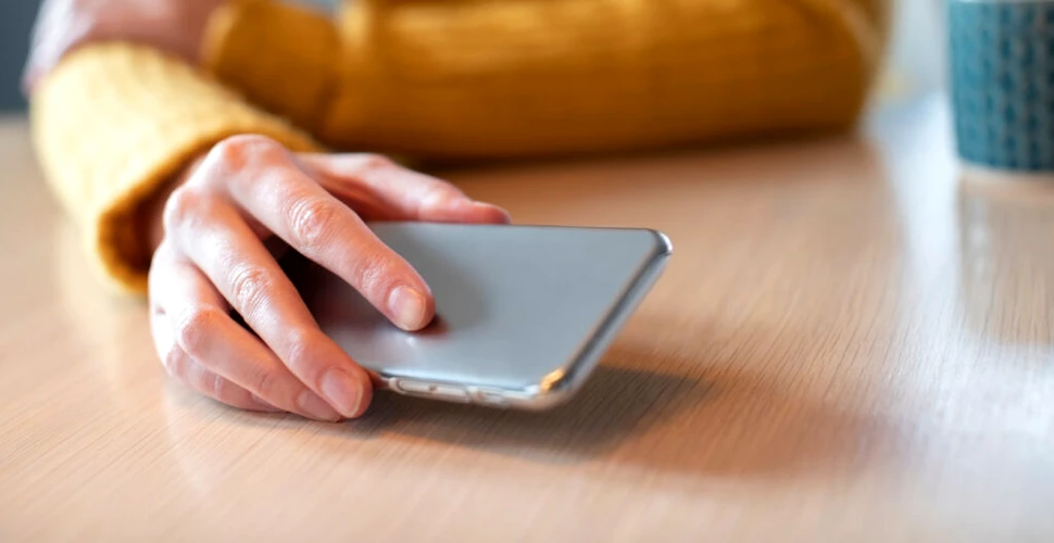 Cum arată sfaturile unui „nutriționist digital” pentru reducerea timpului petrecut pe telefon?
