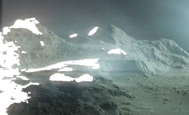 Cum arată priveliştea de pe o cometă. La doi ani de la încheierea misiunii Rosetta a fost publicată o nouă imagine