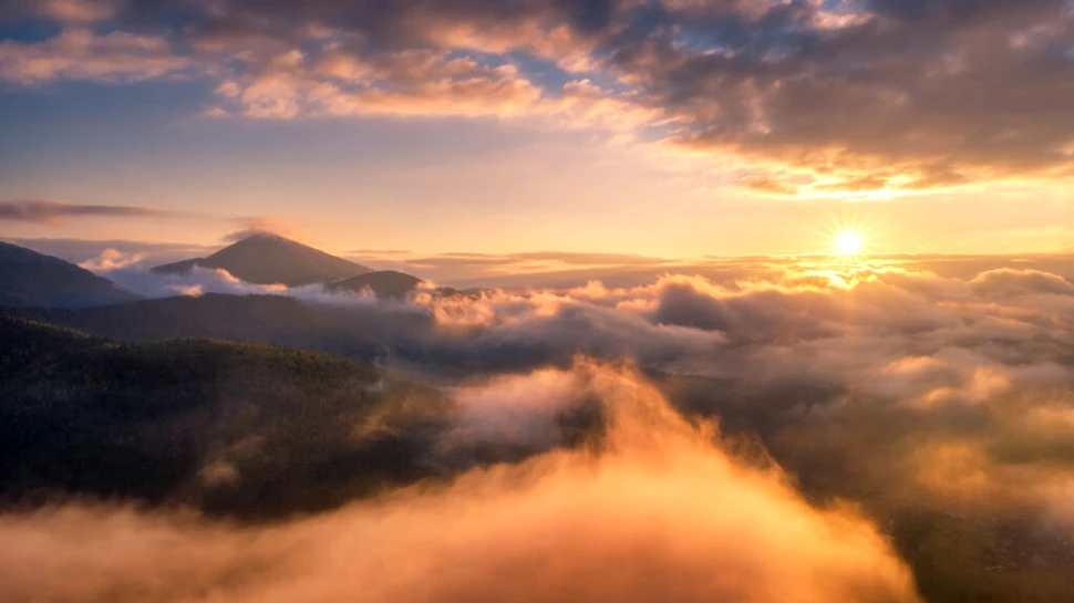 Oamenii de știință japonezi au descoperit că microplasticele sunt prezente chiar și în nori
