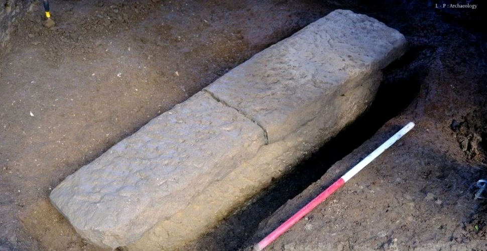 Sarcofag roman cu două schelete, descoperit în Marea Britanie