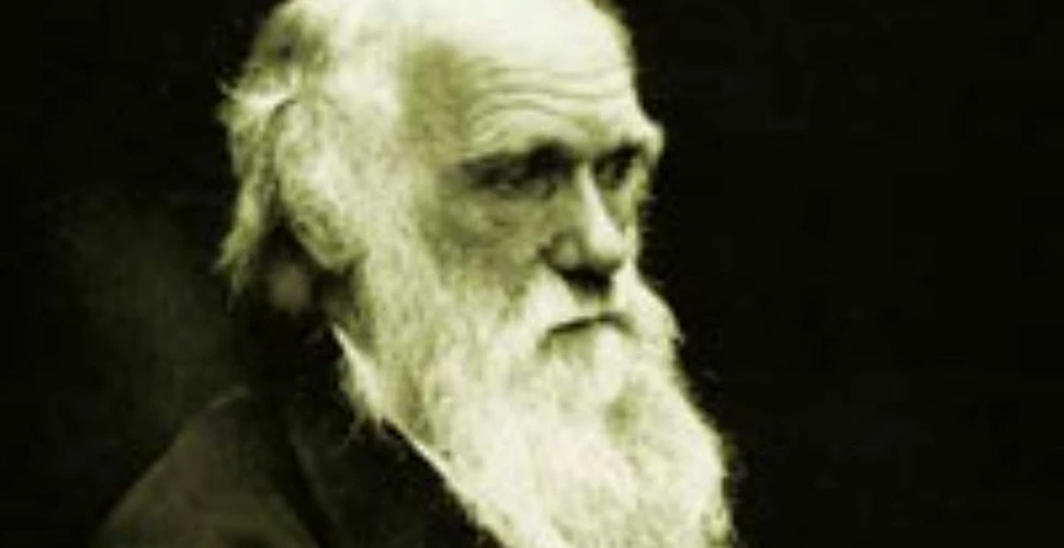 Charles Darwin a fost, initial, teolog