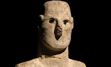 Omul din Urfa: o statuie veche de 11.500 de ani reprezintă un bărbat într-o poziție nefirească