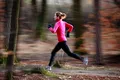 Trei minute de sprint sunt mai eficiente decât 90 de minute de exerciții moderate, indică un studiu