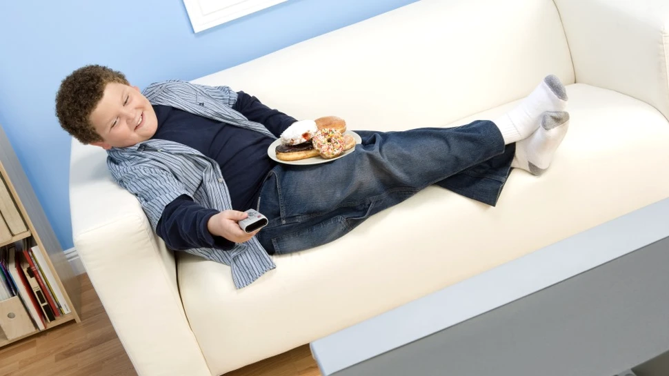 Dieta săracă şi obezitatea – cel mai mare risc de boli, peste alcool, tutun şi sedentarism la un loc