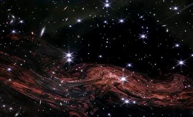 Telescopul James Webb a surprins imagini „de vis” cu praful interstelar