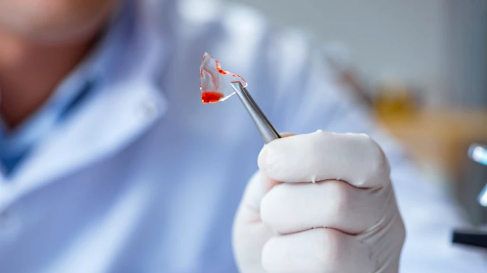 Un medicament revoluţionar ce luptă împotriva cancerului se află în etapa finală de analiză. Va putea trata mai multe tipuri de cancer