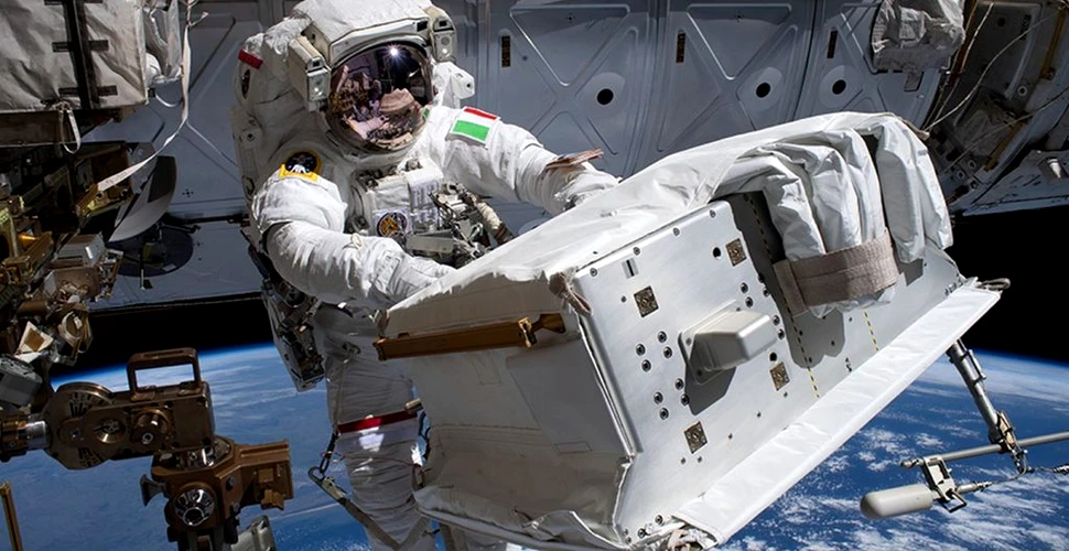 O nouă ieșire în spațiu pe ISS. De data aceasta au fost schimbate bateriile stației