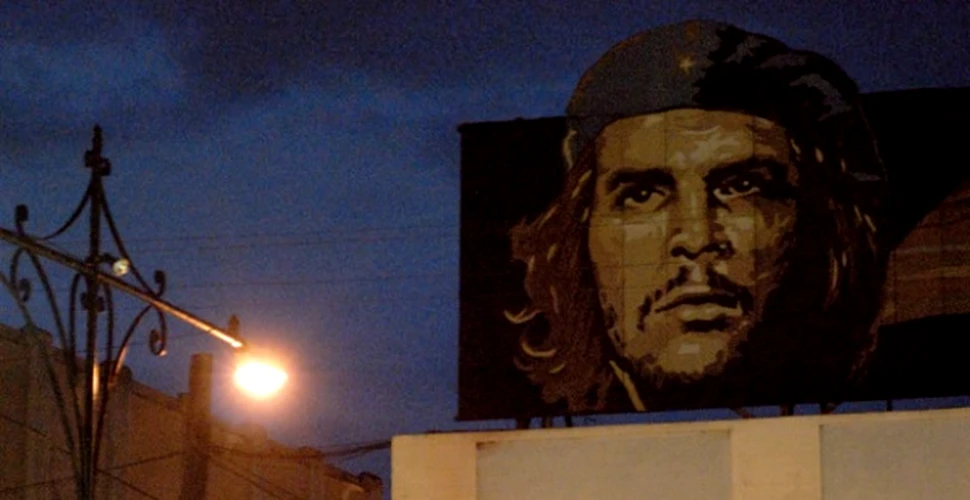 Che Guevara, revoluţionarul de pe tricouri şi insigne. Eroul-martir asasinat din ordinul CIA