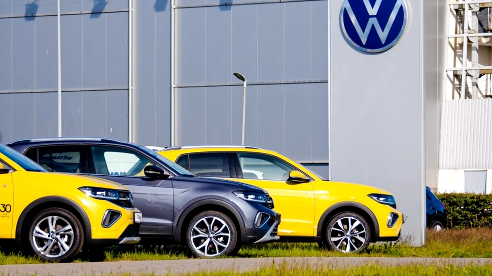 Volkswagen oprește producția la două fabrici din Germania