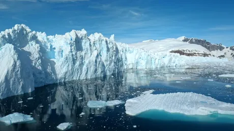 Arctica a avut cel mai cald an din 1900 și până în prezent, arată un raport NOAA