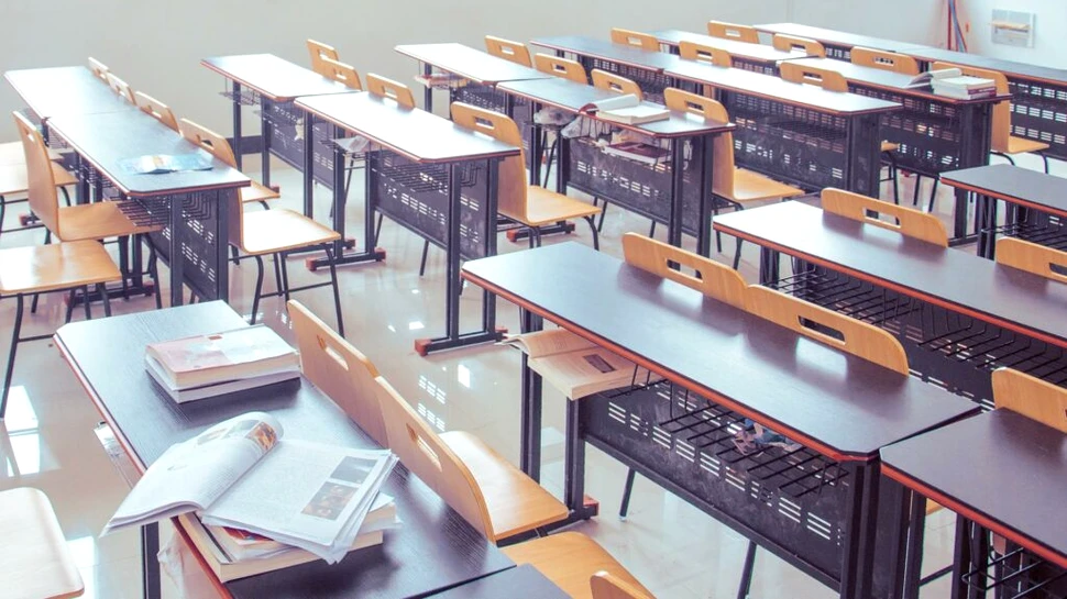 România are cea mai mare pondere a persoanelor care renunţă devreme la studii
