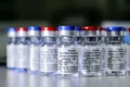 Dezavantajele vaccinurilor fabricate în Rusia şi în China. De ce se tem oamenii de ştiinţă