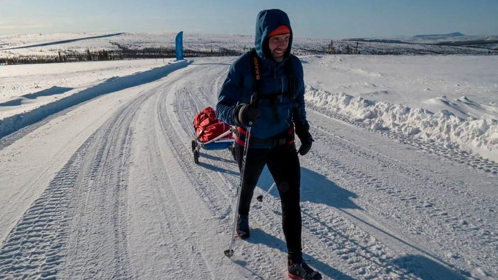 Tibi Uşeriu, pe locul 2 la Yukon Arctic în a patra zi de concurs la Cercul Polar. Are însă probleme de sănătate