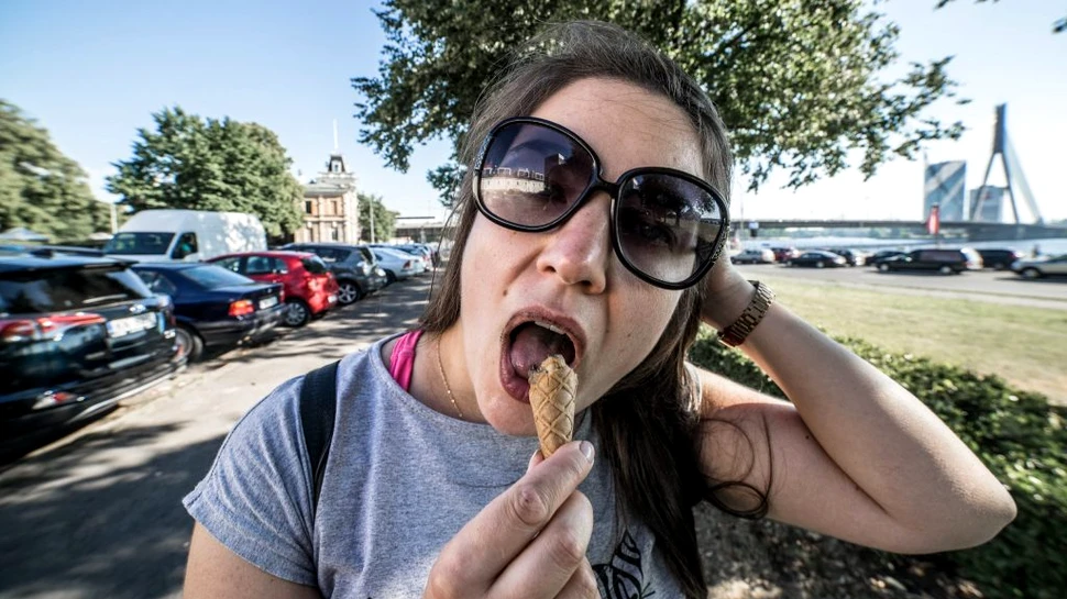 Motivul pentru care unii oameni sunt atât de deranjați de mestecatul sau respirația altora