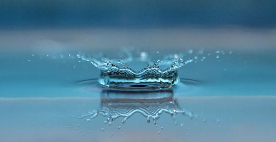 Experiment inedit. Cercetătorii au reușit să obțină apă în stare lichidă la 170 grade Celsius