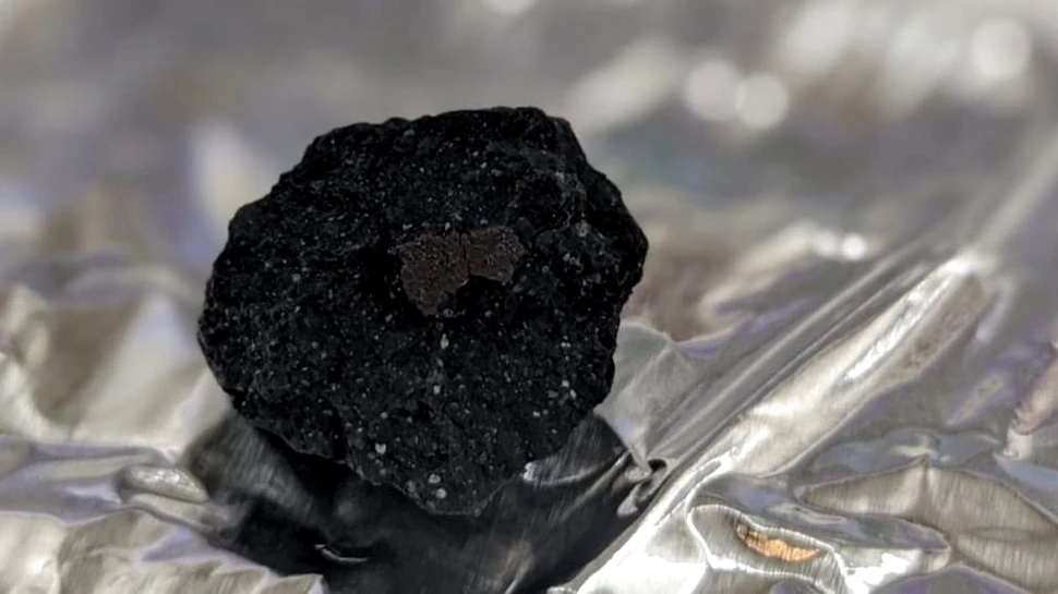 O „relicvă a Sistemului Solar timpuriu” a fost descoperită pe aleea unei case din Anglia