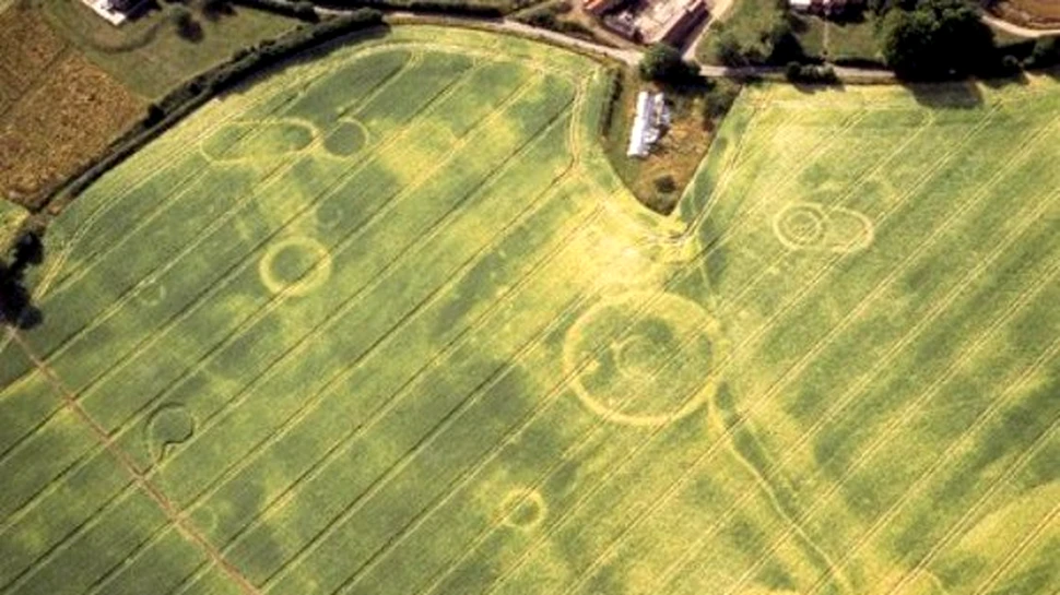 Un complex arhitectonic urias a fost descoperit langa Stonehenge