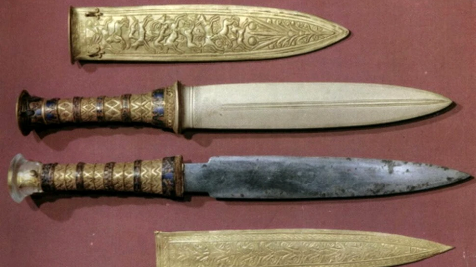 Misterul pumnalului lui Tutankhamon. Este într-adevăr alcătuit dintr-un material extraterestru?