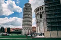 Turnul înclinat din Pisa a început să se îndrepte de unul singur